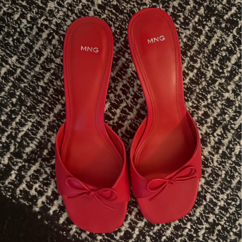 Mango Women's Red Kitten Heel